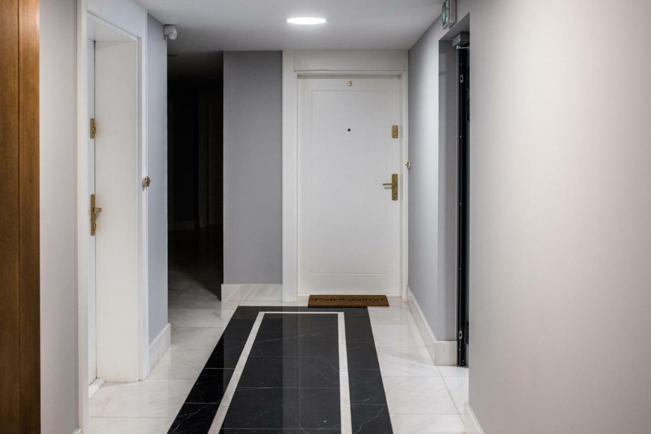 Augustianska Apartment Krakow Bagian luar foto